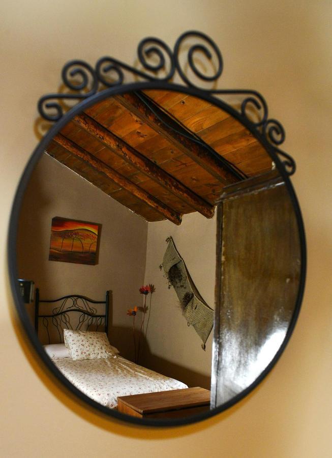 Hostal La Casita De Leire Tamajon Exterior foto