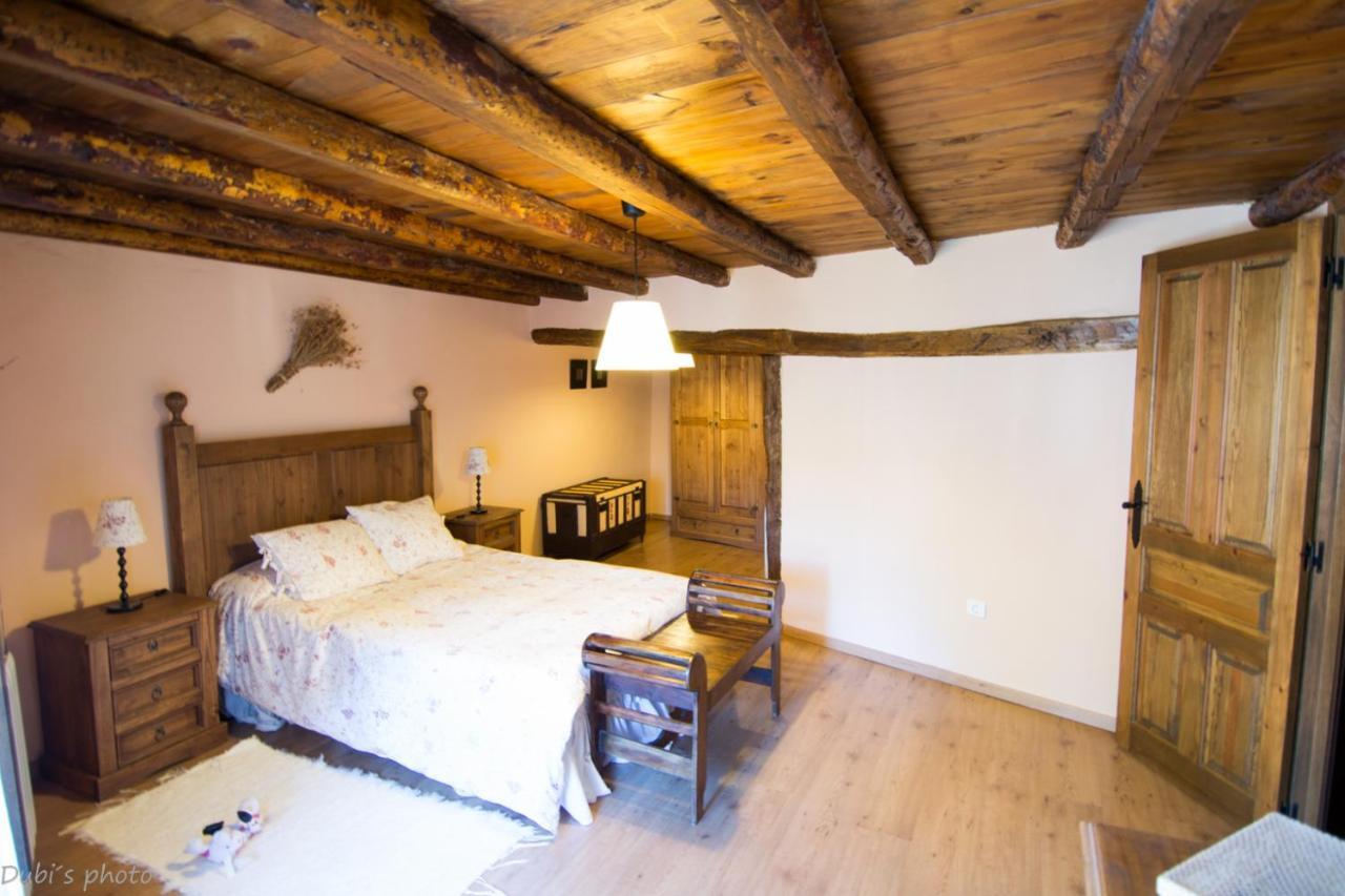 Hostal La Casita De Leire Tamajon Exterior foto