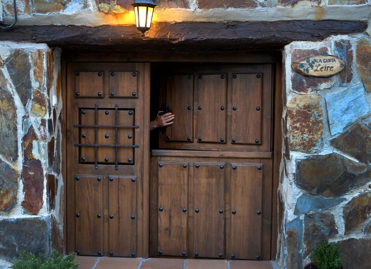 Hostal La Casita De Leire Tamajon Exterior foto